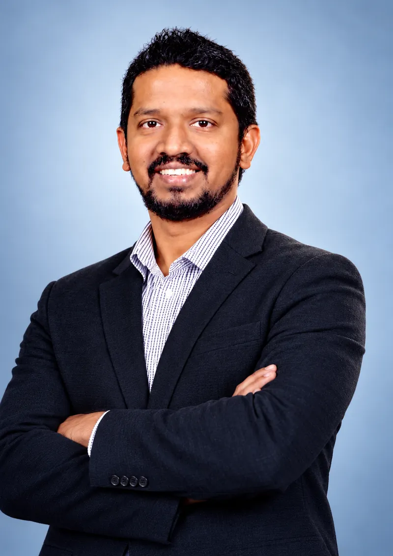 Sam Embuldeniya, business owner and technology adviser